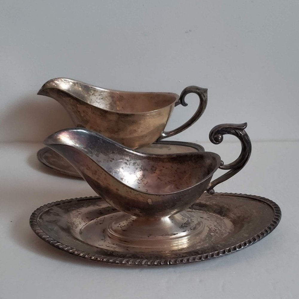 Lot of 2 Vintage SILVER PLATED Gravy Sauce Boat and Tray time patina Silverplate - Picture 6 of 14